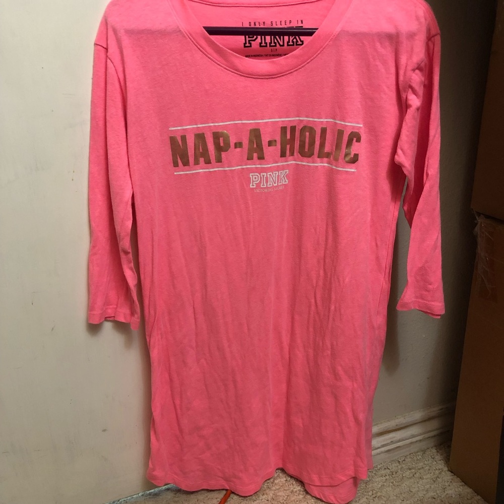 🍄 3 for $18 Victoria’s Secret pink sleep shirt
